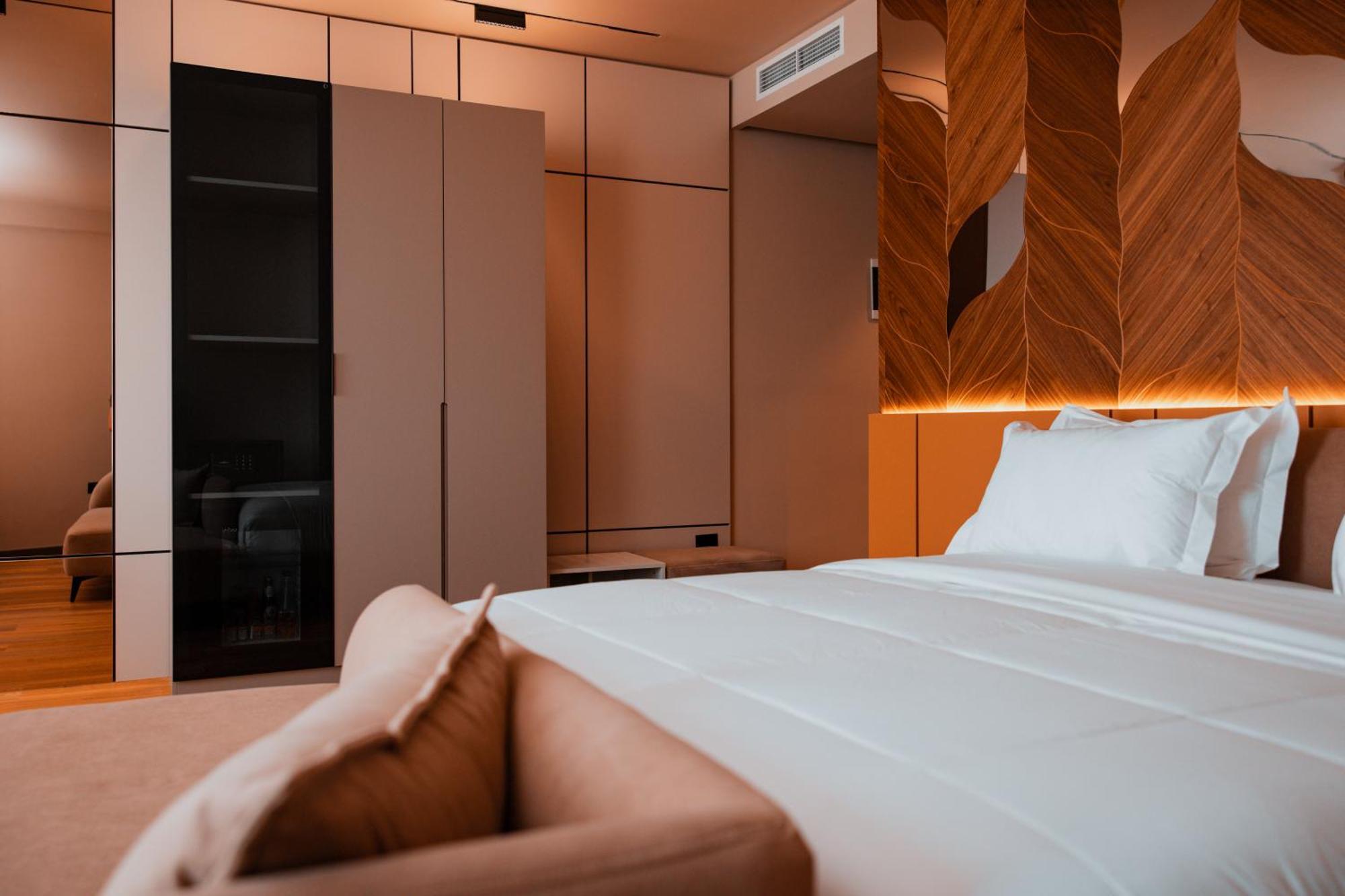 Royal G Deluxe Hotel Škalngur Екстериор снимка