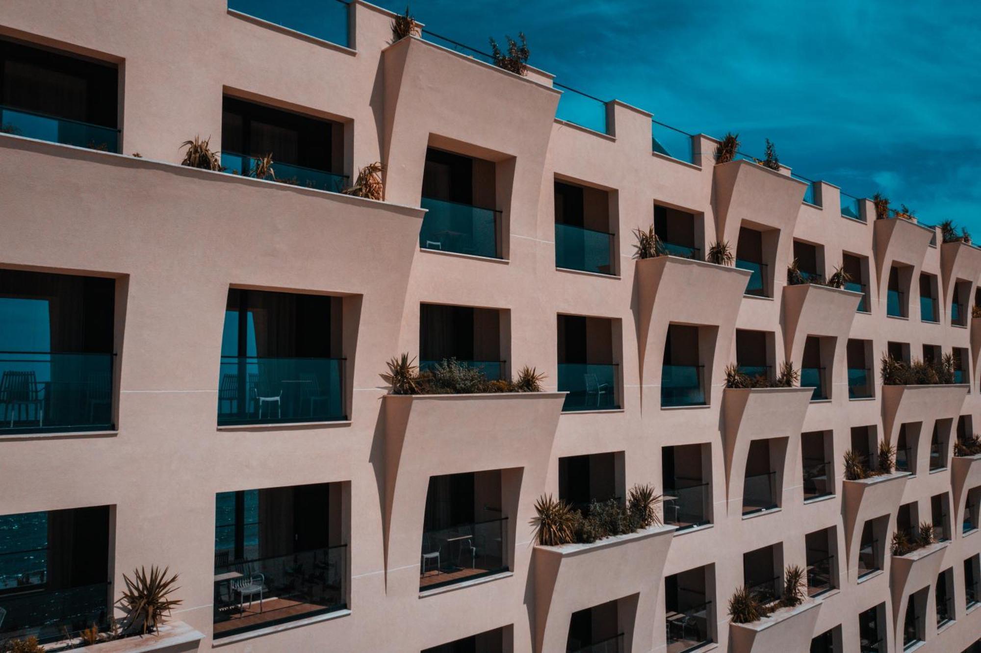 Royal G Deluxe Hotel Škalngur Екстериор снимка