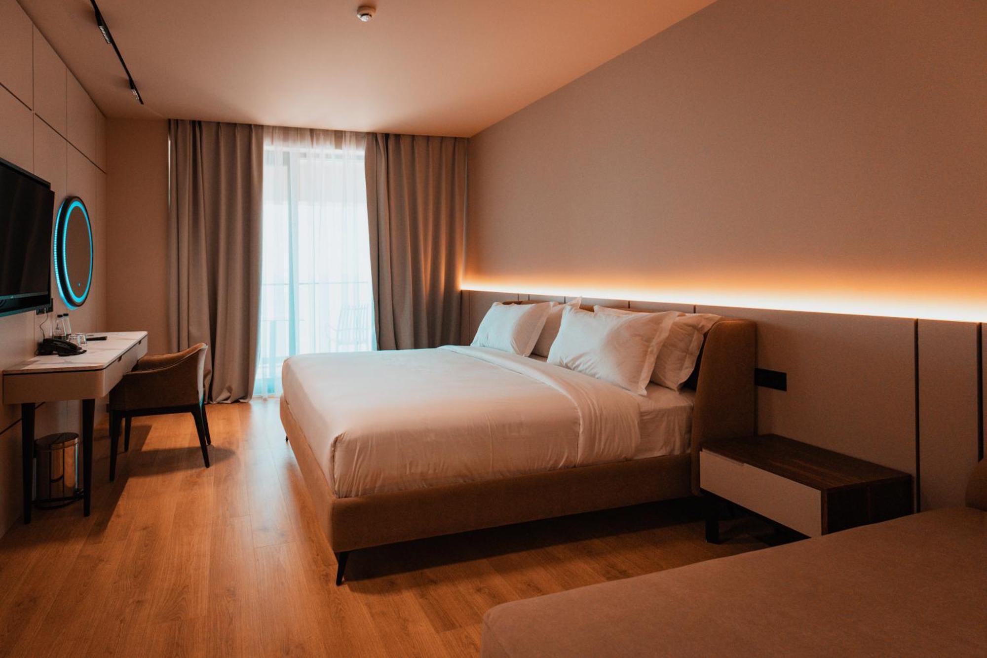 Royal G Deluxe Hotel Škalngur Екстериор снимка